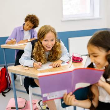 Niños en clase