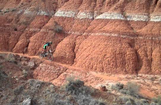 women mountain biking in palo duro canyon state park