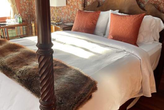 Hotel bed
