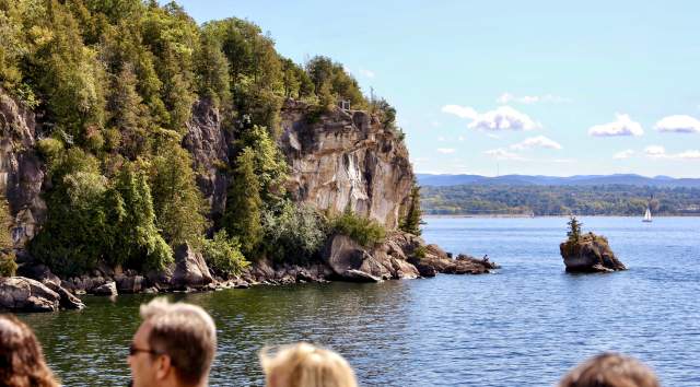 Spirit of Ethan Allen - Lone Rock Point