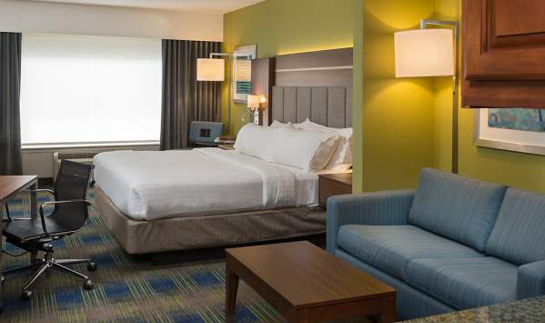 DTN - HI - Stay - Holiday Inn Express Hotel & Suites