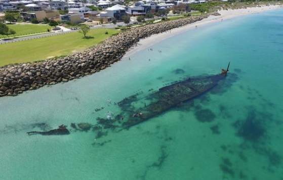 Omeo Wreck, Coogee Beach | Cockburn