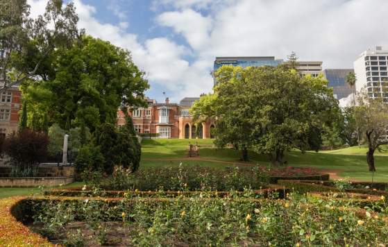 Government House - Lunchtimes In The Gardens