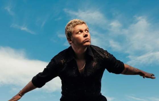 Carols in the Park with Conrad Sewell