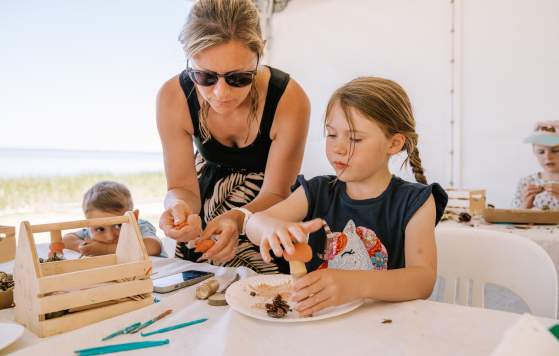 Mandurah Christmas Marquee Workshops