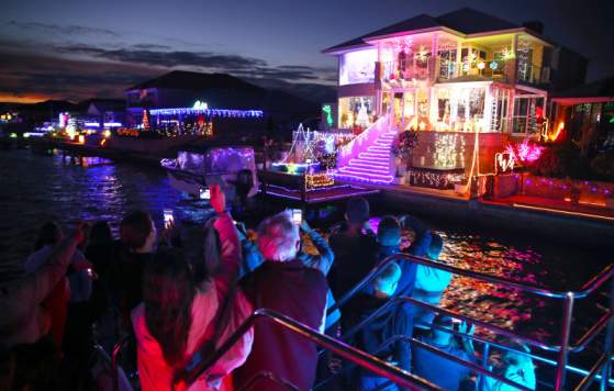 Mandurah Cruises Christmas Lights Cruise
