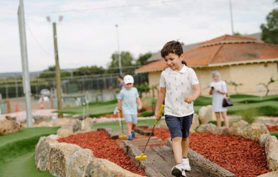 Swing Into Winter Fun at The Vines Mini Golf