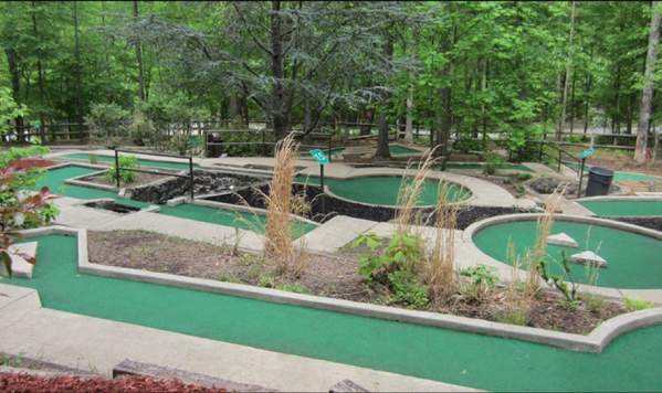 Locust Shade Park Mini Golf Course