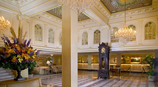 Hotel Monteleone Lobby