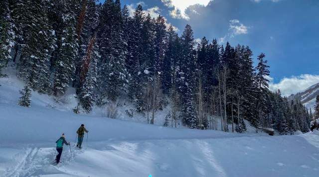 Snowshoeing with Utah Outdoor Adventures