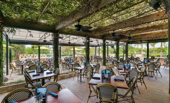 Outside dining at Farlow's on the Water in Englewood, Florida