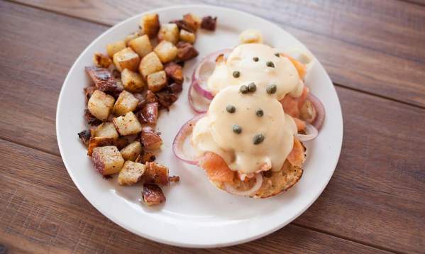 Eggs-Benedict