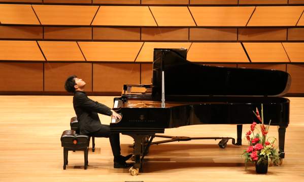 World Famous Pianists Travel to Fort Collins for a Week of Spectacular Concerts!