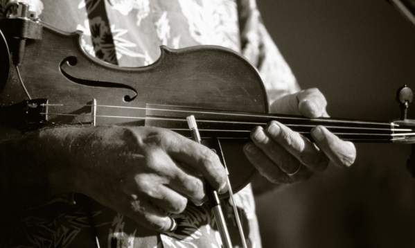 Cajun & Creole Instruments: Fiddle