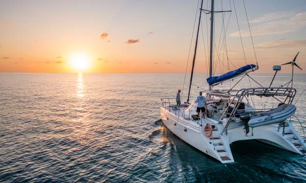 things-to-do-water-activities-boating-port-aransas-texas-sailboat-sunrise