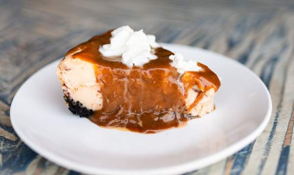 pie-dessert-snake farm