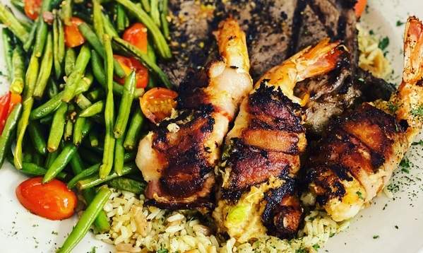 Castaways Seafood and Grill