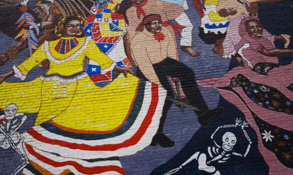 El Baile de la Vida Mural