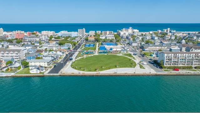 bayside park at 3rd street