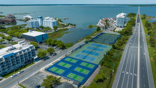 Tennis Center