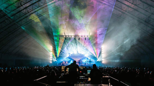 Light show at a Pink Droyd concert