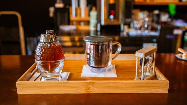 HoneyBee Sage Wellness & Apothecary Cafe