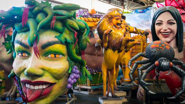 Mardi Gras World