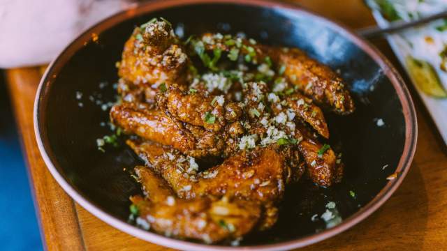 MoPho - Chicken Wings