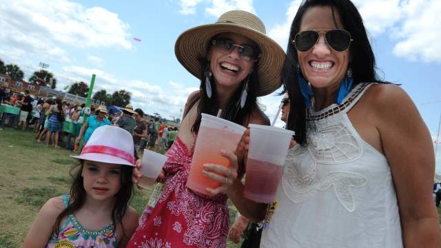 Fest Fashion - New Orleans Jazz and Heritage Festival
