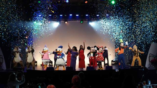 tm-vo-year-end-celebration-disney-2025