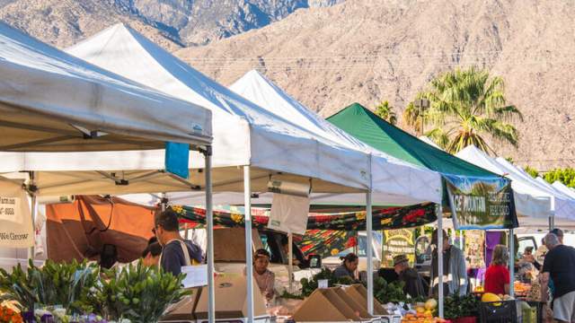 farmers market