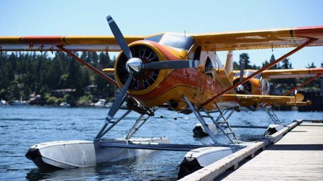 seaplane