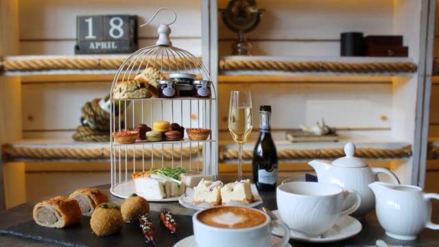 The Estuary Bar - Afternoon Tea