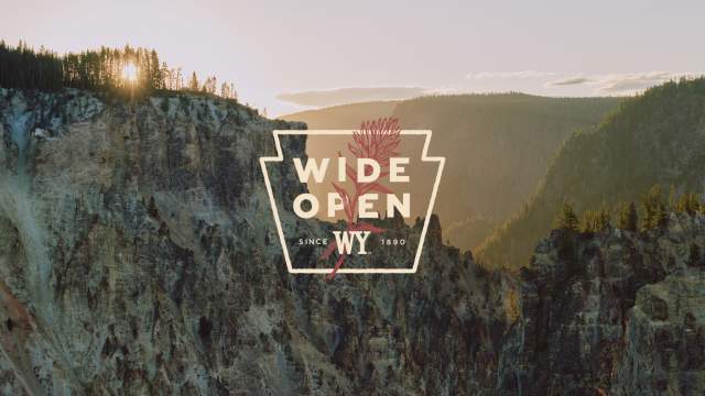Wide Open, Since 1890 Yellowstone National Park in the northwest of the state of Wyoming