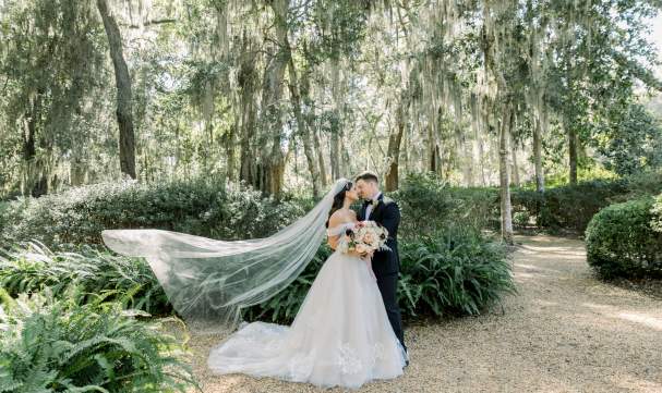 Bridal couple at Wesley Gardens on St. Simons Island