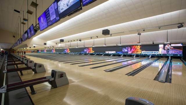 Bowling lanes at Royal Scot Golf & Bowl