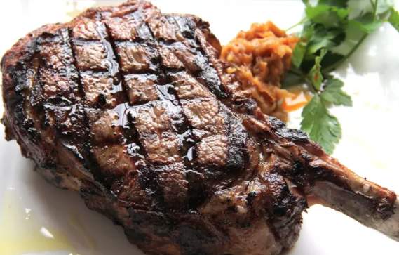 7 Must-Visit Boston Steakhouses