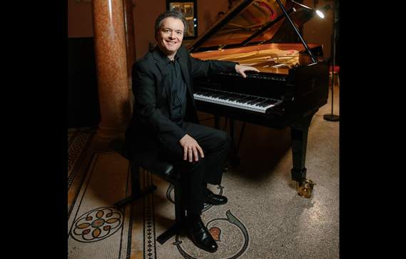 Evgeny Kissin, piano