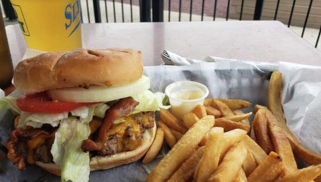 Slyder's Tavern