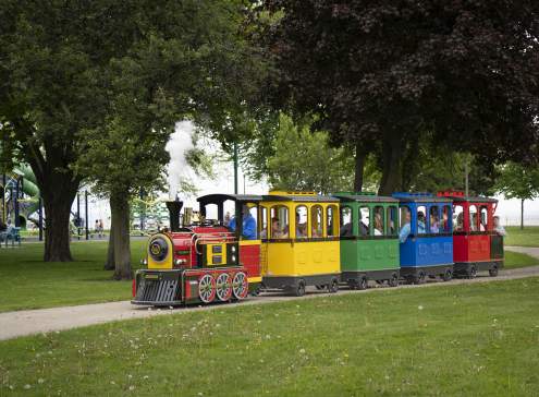 NEW Train at Menominee Park and Zoo in Oshkosh, Wisconsin