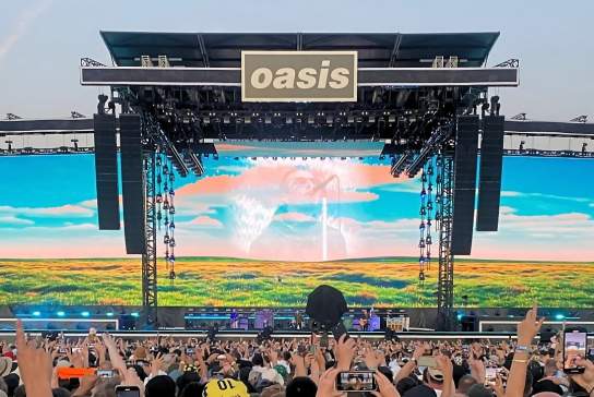 A 24-Hour Guide to Manchester for Oasis Fans