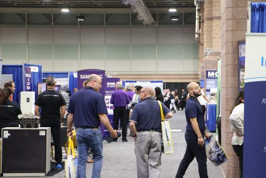 Attendees-Walking Convention Showfloor