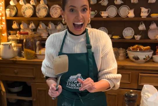 DNI Thumbnail - Tracey's Farmhouse Kitchen Frans Travels for SI page only