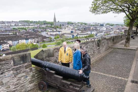 Visitors and tour guide on Martin McCrossan City Tours