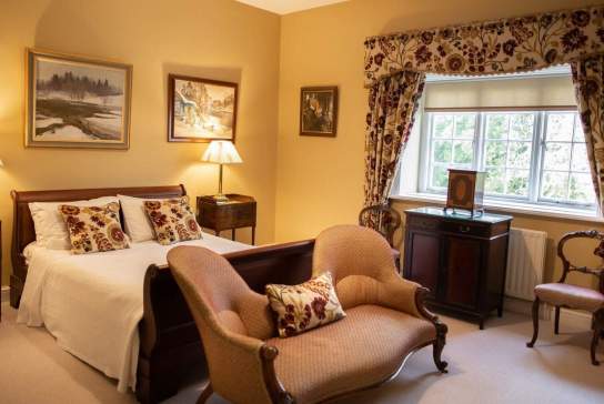 Cosy bedroom in Belle Isle Castle Estate - Hamilton Wing