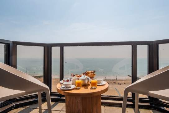 Coastal Hotels in Sussex with Sea Views: Where to Stay by the Sea