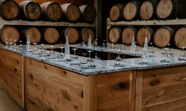 Grandeur Tour & Tasting