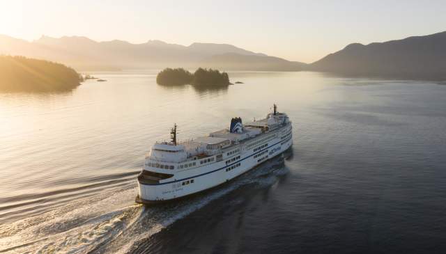 How to Make the Most of a Ferry Wait