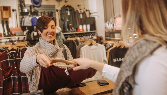 Specialty Shops on the Sunshine Coast: Clothing, Gifts, and More