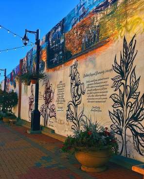 Mural Alleyway